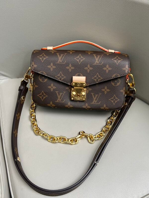 i1668701822_265_4 Louis Vuitton Pochette Métis East West